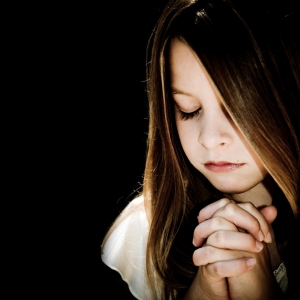 Молитва Ангелу Хранителю - по знаку Зодиака Prayer-child1